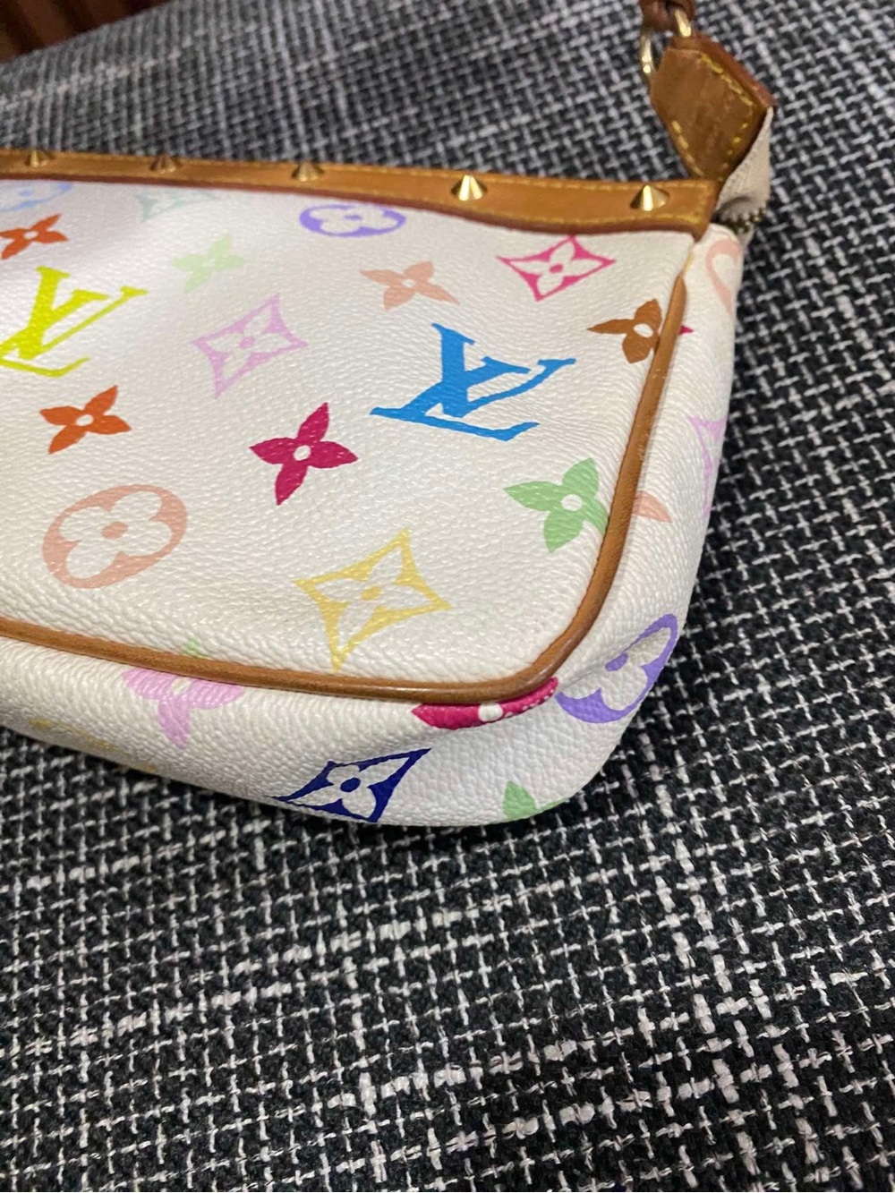 Louis Vuitton x Murakami Multicolor Pochette - Picture 10 of 16